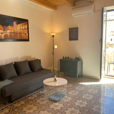 Casaluna * Syracuse